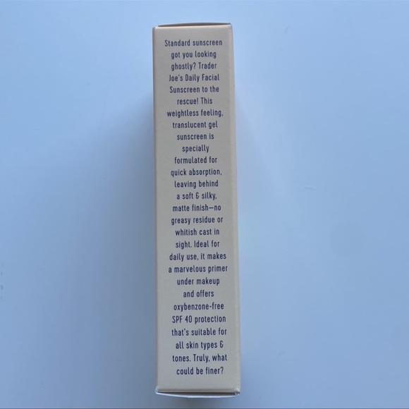 Trader Joe’s Daily Facial Sunscreen Broad Spectrum SPF 40 - Picture 3 of 5